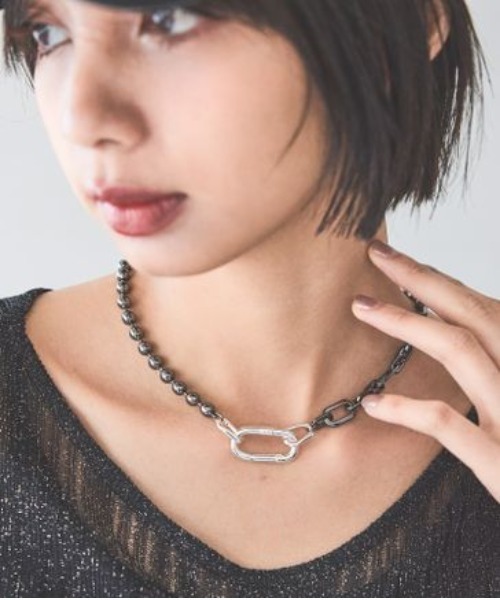 PAGEBOY(ページボーイ)の「BIGリンクチェーンネックレス(ネックレス・レディース・シルバー/ブラック・FREE)」の2枚目の写真