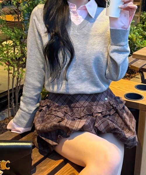 junoah（ジュノア）の「襟付きVネックニット（ニット/セーター・レディース・アイボリー/ネイビー/チャコール/ブラウン/グレー・LARGE/MEDIUM）」の22枚目の写真