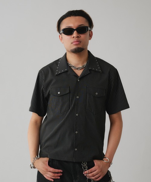 ANDER HUNK（アンダーハンク）の「Studs Design Stripe Open-Colour Shirt / スタッズデザインストライプオープンカラーシャツ（シャツ/ブラウス・メンズ・グレー/グレイッシュブルー/ブラック・MEDIUM/LARGE）」の7枚目の写真