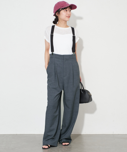 SLOBE IENA(スローブイエナ)の「サスペンダーパンツ(その他パンツ・レディース・チャコールグレー/ベージュ・36/38)」の2枚目の写真