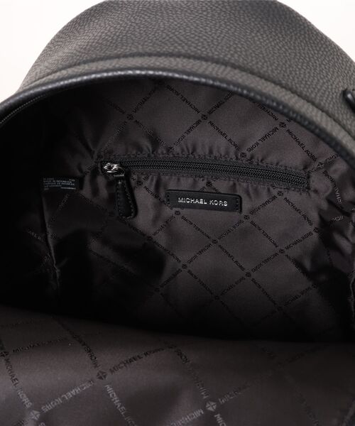 MICHAEL KORS（マイケルコース）の「SLATER MD CHAIN BKPK バックパック（バックパック/リュック・レディース・ブラック・FREE）」の2枚目の写真