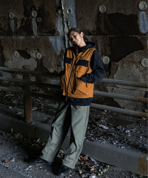 VOLCOM(ボルコム)の「【VOLCOM/ボルコム】 POVJ Bryan Iguchi Work Pants /ルーズフィットブーツジッパーワークパンツ(その他パンツ・メンズ・オリーブ・36inch)」の12枚目の写真