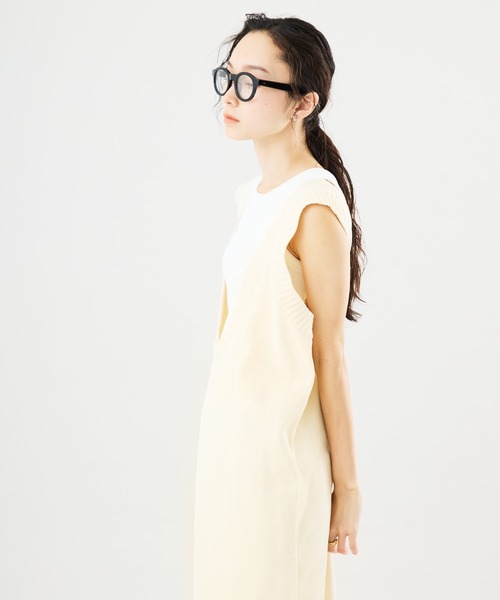 Muscat(マスカット)の「スポンジニット 深Uネックロングワンピース(ワンピース・レディース・ブラック/ブラウン/クリーム・F)」の22枚目の写真
