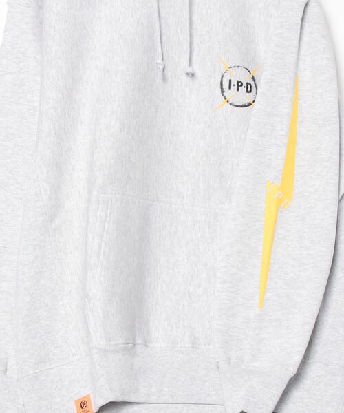 IPD（アイピーディー）の「【IPD】BOLT HOODIE（パーカー・メンズ・アッシュ/ブラック・MEDIUM/LARGE/X-LARGE）」の4枚目の写真