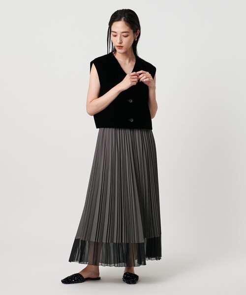 UNITED ARROWS（ユナイテッドアローズ）の「シアー コンビ プリーツ スカート（スカート・レディース・オフホワイト/ダークグレー/ブラック・36/38）」の7枚目の写真