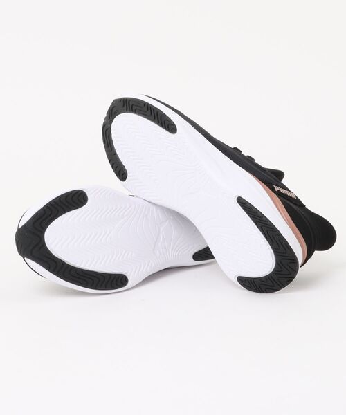 PUMA(プーマ)の「《PUMA》SOFTRIDE ハーモニー レース EASE IN(スリッポン・レディース・ホワイト系その他/ブラック/ホワイト系その他2・23.5cm/23.0cm/25.0cm/24.5cm/24.0cm/22.5cm)」の5枚目の写真