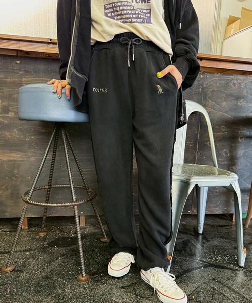 m:rex】ミニ恐竜刺しゅうスウェットパンツ（その他パンツ）｜DOUBLE