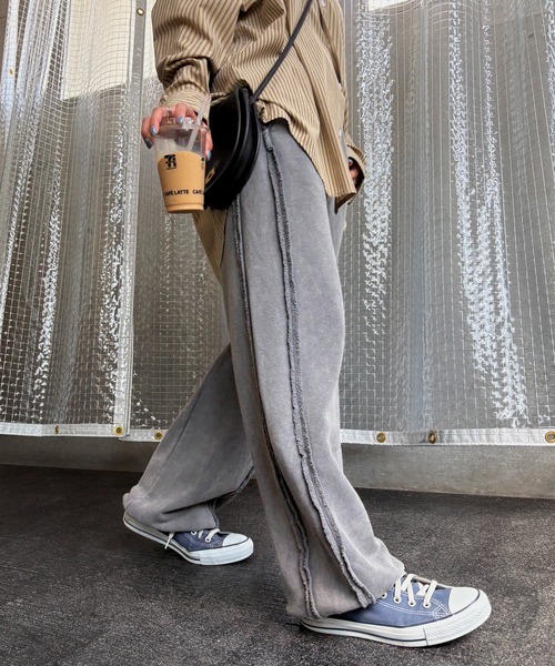 DOUBLE NAME（ダブルネーム）の「【m:rex】ミニ恐竜刺しゅうスウェットパンツ（その他パンツ・レディース・ブラック/ライトグレー・FREE）」の3枚目の写真