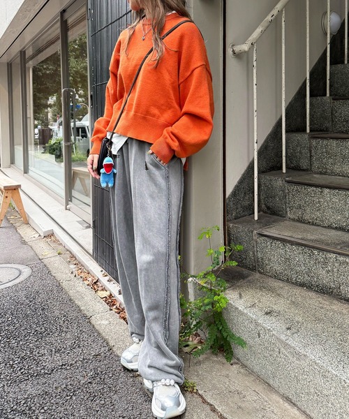 DOUBLE NAME(ダブルネーム)の「【m:rex】ミニ恐竜刺しゅうスウェットパンツ(その他パンツ・レディース・ブラック/ライトグレー・FREE)」の3枚目の写真