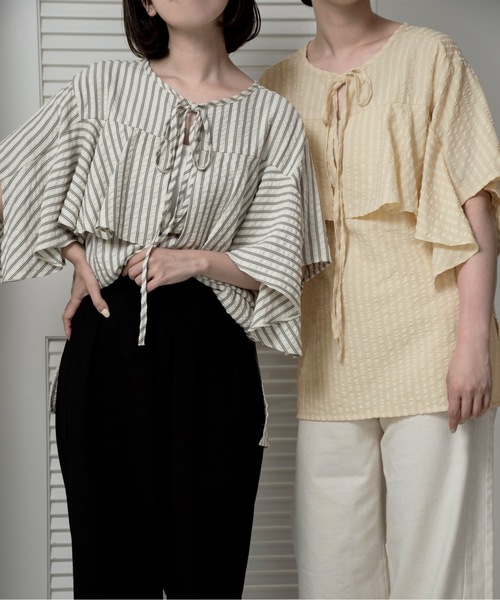 lawgy(ラウジー)の「unevenness stripe frill ribbon blouse / アンイーヴンネスストライプフリルリボンブラウス(シャツ/ブラウス・レディース・クリーム/ホワイト・FREE)」の3枚目の写真