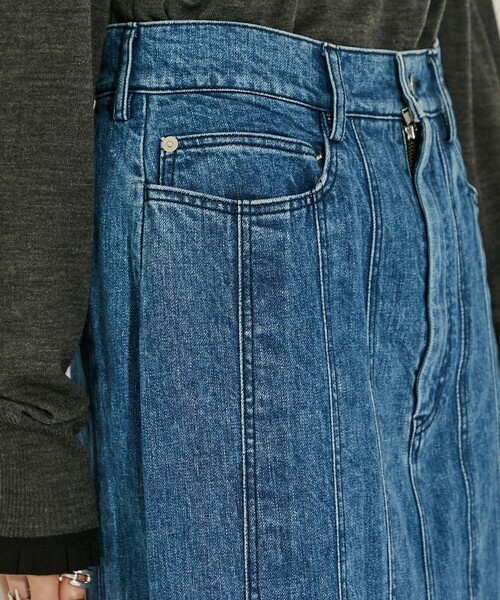 AKANE UTSUNOMIYA(アカネウツノミヤ)の「【AKANE UTSUNOMIYA/アカネウツノミヤ】WAO-FSK46-2007/デニムマーメイドスカート/秋服(スカート・レディース・ダークインディゴブルー/ブラック・38/36)」の12枚目の写真