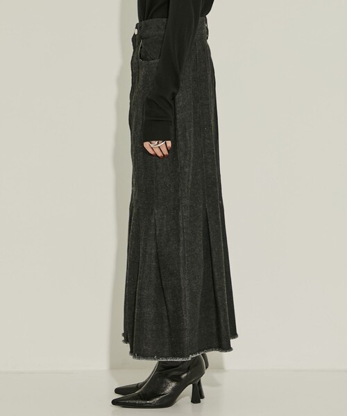 AKANE UTSUNOMIYA(アカネウツノミヤ)の「【AKANE UTSUNOMIYA/アカネウツノミヤ】WAO-FSK46-2007/デニムマーメイドスカート/秋服(スカート・レディース・ダークインディゴブルー/ブラック・38/36)」の21枚目の写真