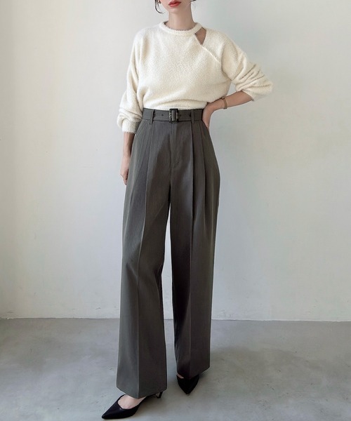 Meiru(メイル)の「ベルト付きツータックワイドパンツ(薄手、裏地なし)【セットアップ対応】(スラックス・レディース・ブラウン/ブラック/チャコール・LARGE/MEDIUM/SMALL)」の14枚目の写真
