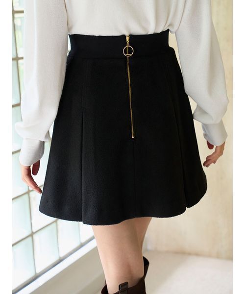 SNIDEL(スナイデル)の「ウエストリブプリーツミニスカート(スカート・レディース・グレー/ブラック/アイボリー・1/0)」の7枚目の写真