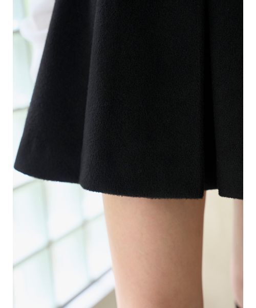 SNIDEL(スナイデル)の「ウエストリブプリーツミニスカート(スカート・レディース・グレー/ブラック/アイボリー・1/0)」の10枚目の写真