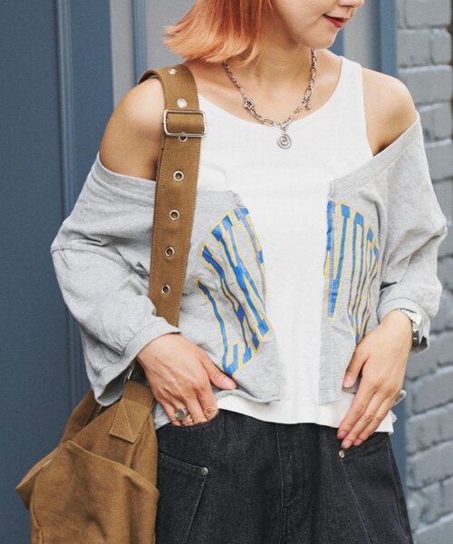 etsinta（エシンタ）の「etsintaリメイクオフショルハーフスリーブtee（Tシャツ/カットソー・レディース・グレー・ONE SIZE）」の3枚目の写真