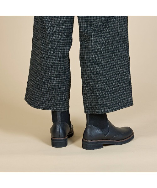 ing（イング）の「ニットデザインショートブーツ（ブーツ・レディース・ブラック/サンドベージュ・23cm/23.5cm/22.5cm/24cm/24.5cm）」の13枚目の写真