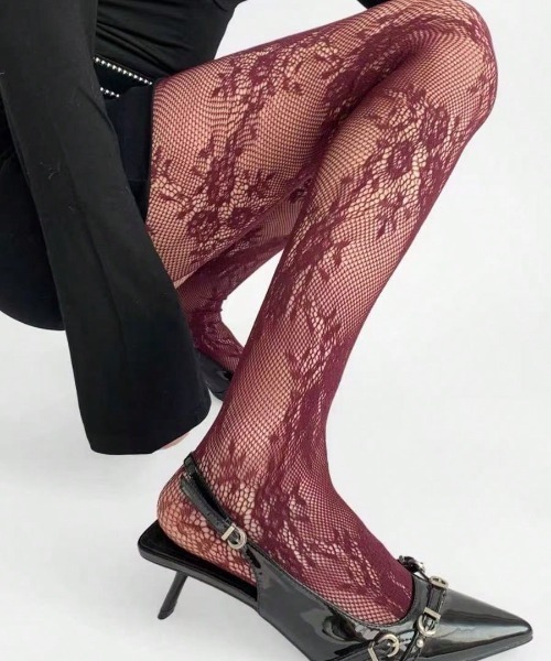 SHEPP(シープ)の「フラワーモチーフ レースデザインタイツ(タイツ/ストッキング・レディース・ブラック/グレー/ブラウン/ホワイト/レッド/アイボリー・F)」の6枚目の写真