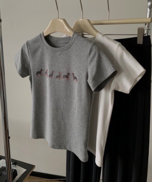 FUNdaysion（ファンデイション）の「dogプリントショート半袖Tシャツ（Tシャツ/カットソー・レディース・グレー/ホワイト・M）」の12枚目の写真