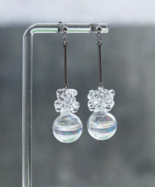 CERCA(チェルカ)の「jolie minette/ お水入り ガラスドーム キラキラ ピアス /アレルギー対応(ピアス(両耳用)・レディース・シルバー/ゴールド・FREE)」の13枚目の写真