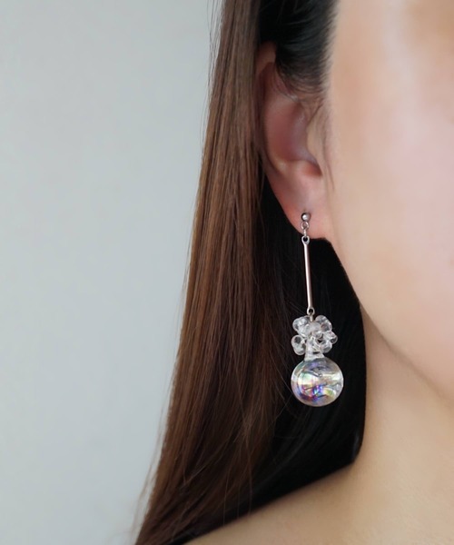 CERCA(チェルカ)の「jolie minette/ お水入り ガラスドーム キラキラ ピアス /アレルギー対応(ピアス(両耳用)・レディース・シルバー/ゴールド・FREE)」の5枚目の写真