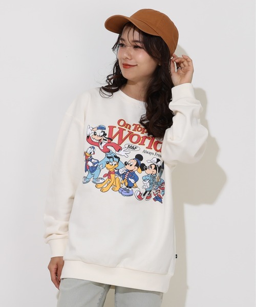 Disney(ディズニー)の「親子お揃い ディズニー WEB限定 キャラクタートレーナー 0902A(スウェット・レディース・ホワイト/ブラック・S/M/L/XL)」の1枚目の写真