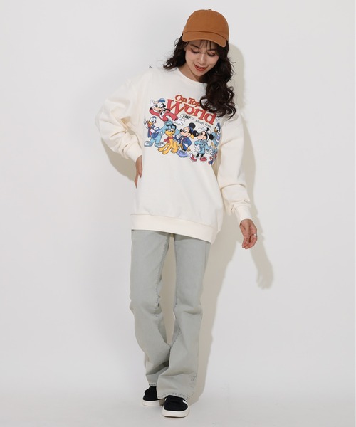 Disney(ディズニー)の「親子お揃い ディズニー WEB限定 キャラクタートレーナー 0902A(スウェット・レディース・ホワイト/ブラック・S/M/L/XL)」の8枚目の写真