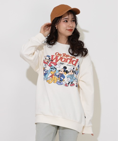 Disney(ディズニー)の「親子お揃い ディズニー WEB限定 キャラクタートレーナー 0902A(スウェット・レディース・ホワイト/ブラック・S/M/L/XL)」の4枚目の写真