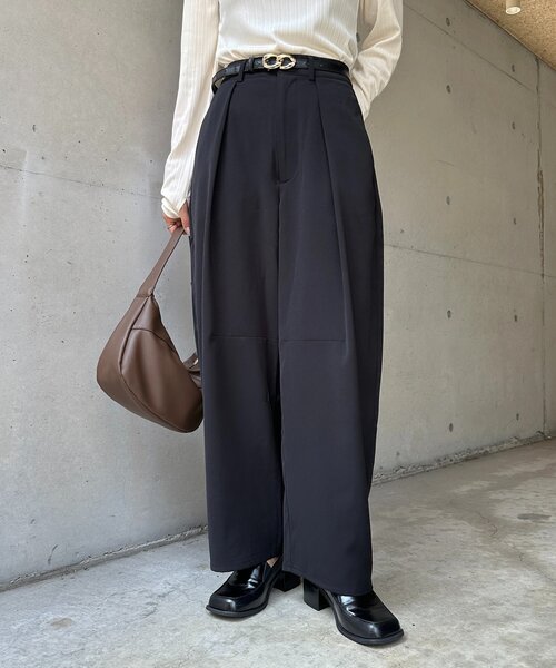 Thevon(ゼボン)の「カーブスラックス(その他パンツ・レディース・ベージュ/ブラウン/ブラック・S/M)」の4枚目の写真
