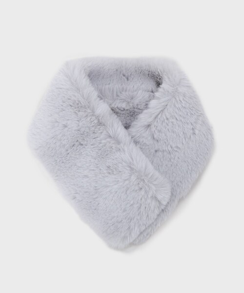 OPAQUE.CLIP（オペークドットクリップ）の「【マグネット仕様】フェイクファーミニティペット（ストール/ショール・レディース・ダークブラウン/グレー/オフホワイト/ブラウン系その他5/ライトベージュ/ブラウン系/ブラック・00）」の3枚目の写真