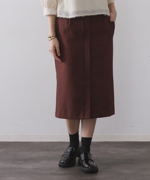 OPAQUE.CLIP(オペークドットクリップ)の「ミドル丈タイトスカート【洗濯機OK】(スカート・レディース・チャコールグレー/ダークブラウン・38/40)」の2枚目の写真