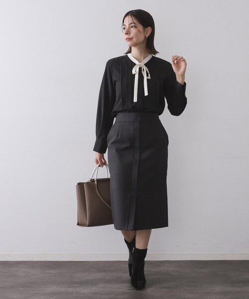 OPAQUE.CLIP(オペークドットクリップ)の「ミドル丈タイトスカート【洗濯機OK】(スカート・レディース・チャコールグレー/ダークブラウン・38/40)」の15枚目の写真