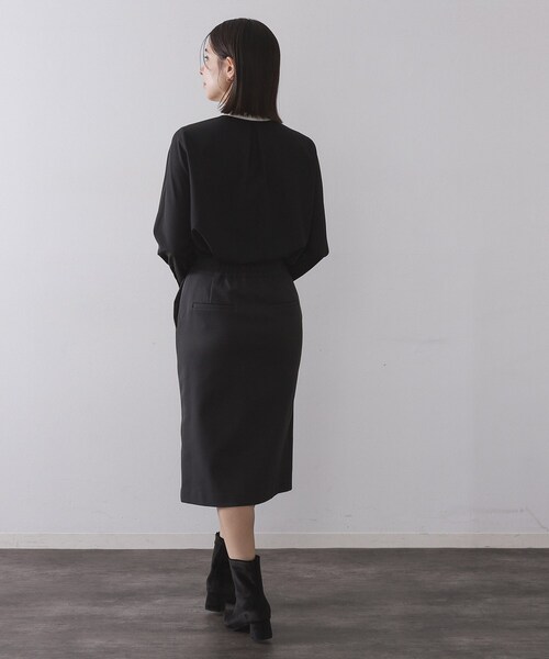 OPAQUE.CLIP(オペークドットクリップ)の「ミドル丈タイトスカート【洗濯機OK】(スカート・レディース・チャコールグレー/ダークブラウン・38/40)」の16枚目の写真