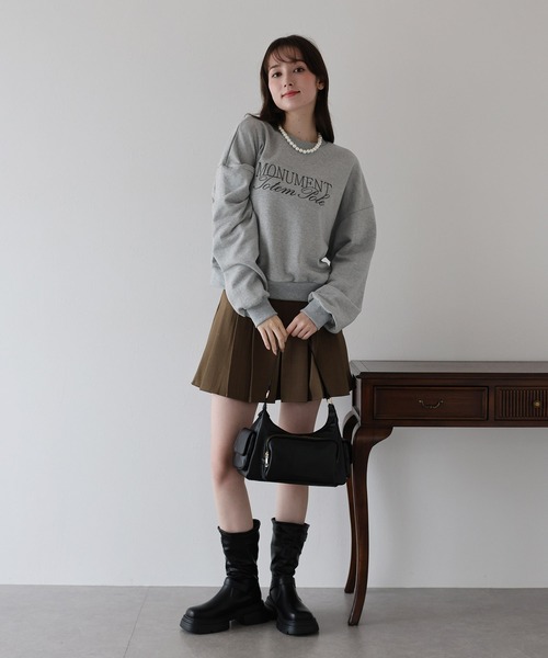 BLUEEAST（ブルーイースト）の「レタリング刺繍ショート丈スウェット（スウェット・レディース・ライトグレー/ネイビー/グレー・MEDIUM）」の19枚目の写真