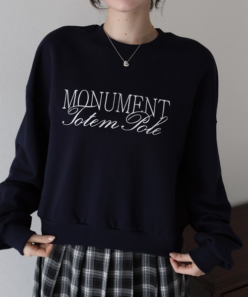 BLUEEAST（ブルーイースト）の「レタリング刺繍ショート丈スウェット（スウェット・レディース・ライトグレー/ネイビー/グレー・MEDIUM）」の17枚目の写真