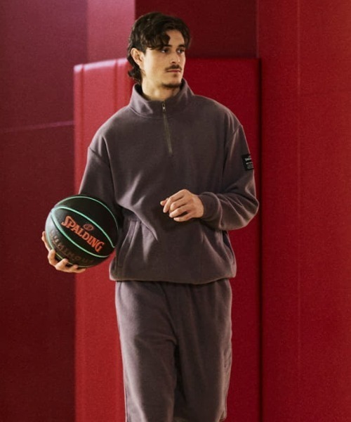 SPALDING(スポルディング)の「【SPALDING/スポルディング】コートサイド フリース ハーフジップ プルオーバー(パーカー・メンズ・ブラック/グレー・MEDIUM/LARGE)」の8枚目の写真