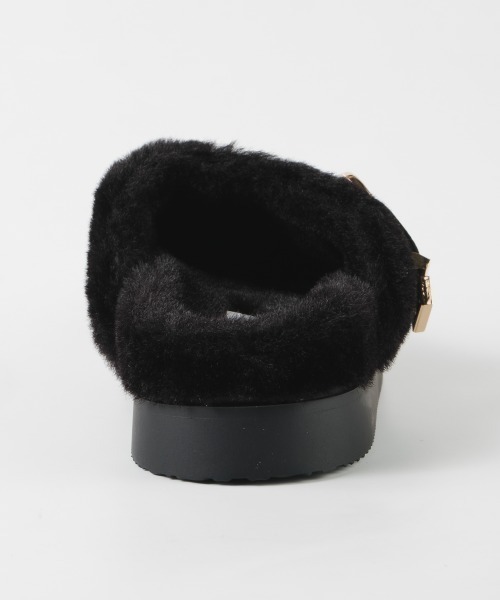 STEVE MADDEN（スティーブマデン）の「ファーバックルサボ/S.MADDEN COZYUP-VA（スリッポン・レディース・タン/ブラック・22.5cm/23.0cm/23.5cm/23.5-24/24.0cm/24.5cm）」の7枚目の写真