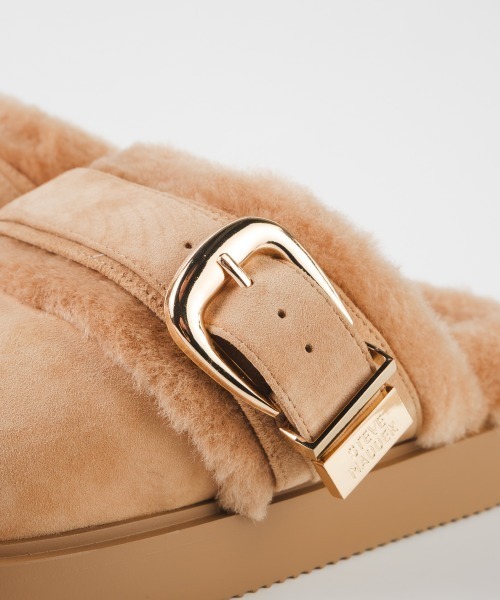 STEVE MADDEN（スティーブマデン）の「ファーバックルサボ/S.MADDEN COZYUP-VA（スリッポン・レディース・タン/ブラック・22.5cm/23.0cm/23.5cm/23.5-24/24.0cm/24.5cm）」の10枚目の写真