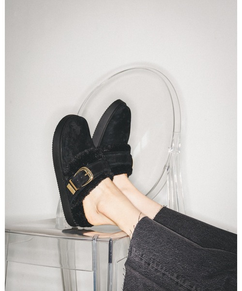 STEVE MADDEN（スティーブマデン）の「ファーバックルサボ/S.MADDEN COZYUP-VA（スリッポン・レディース・タン/ブラック・22.5cm/23.0cm/23.5cm/23.5-24/24.0cm/24.5cm）」の17枚目の写真