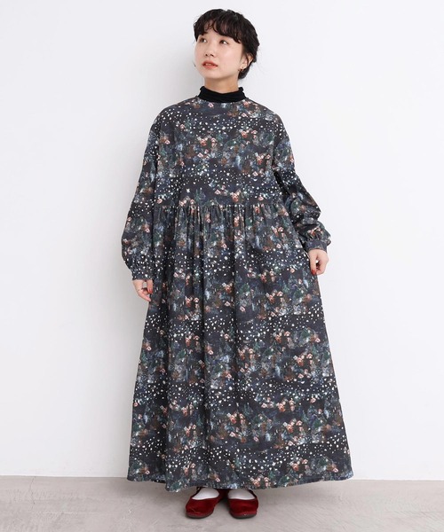 l'atelier du savon（アトリエドサボン）の「星くずと冬の街　シャツコールプリントワンピース（ワンピース・レディース・ネイビー/ベージュ・FREE）」の2枚目の写真