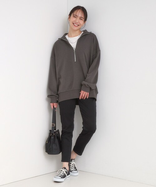 Cutie Blonde（キューティーブロンド）の「8色の選べる楽しさ ハーフジップ オーバーサイズスウェット（スウェット・レディース・アイボリー/グレー/チャコールグレー/オレンジ/パープル/ブルー系その他/ライトイエロー系/ダークブラウン・00）」の19枚目の写真