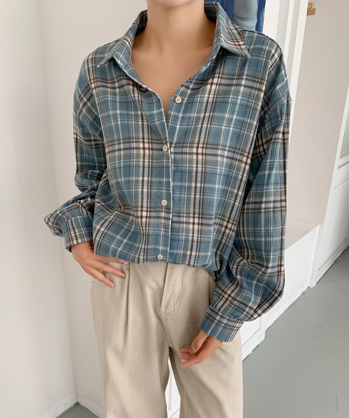 aimoha（アイモハ）の「ビッグシルエット チェックシャツ チュニック（シャツ/ブラウス・レディース・ブルー/イエロー/ブラウン・FREE）」の9枚目の写真