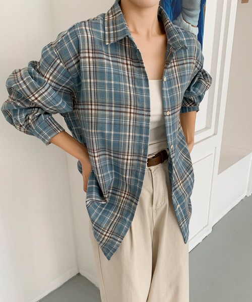 aimoha（アイモハ）の「ビッグシルエット チェックシャツ チュニック（シャツ/ブラウス・レディース・ブルー/イエロー/ブラウン・FREE）」の7枚目の写真