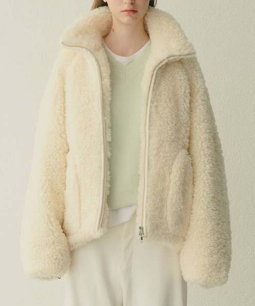 LE CIEL BLEU（ルシェルブルー）の「フェイクシャーリングジップアップブルゾン / Faux Shearling Zip-Up Blouson（テーラードジャケット・レディース・ホワイト/グレー・36）」の7枚目の写真