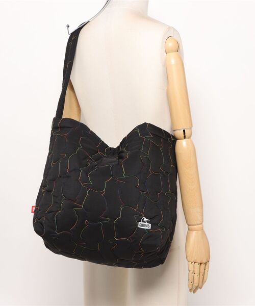 CHUMS(チャムス)の「【CHUMS/チャムス】 Booby Stitch Shoulder Bag(ショルダーバッグ・メンズ・ブラック/オリーブ/グレイッシュベージュ/ブラック系その他・FREE)」の17枚目の写真