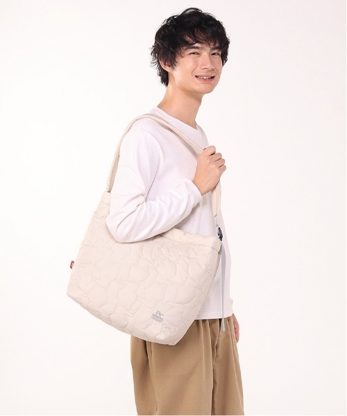 CHUMS(チャムス)の「【CHUMS/チャムス】 Booby Stitch Shoulder Bag(ショルダーバッグ・メンズ・ブラック/オリーブ/グレイッシュベージュ/ブラック系その他・FREE)」の7枚目の写真