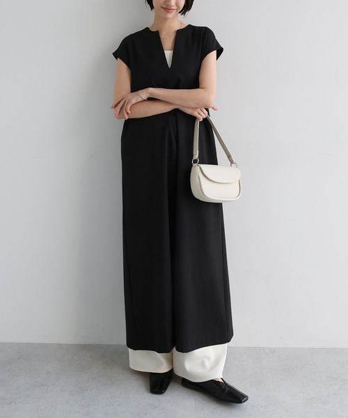 evernavy（エバーネイビー）の「ウール混Vネックロングワンピース