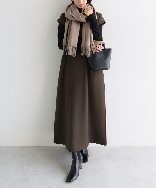 新品タグ付き⭐️「23区L」ブラウンVネック ロングワンピース セール】ウール混Vネックロングワンピース（ワンピース）｜evernavy