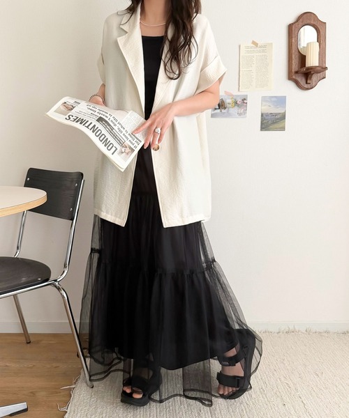 classicalelf（クラシカルエルフ）の「ゆるっと着こなす。とろみ質感袖ロールアップシングルテーラードジャケット（半袖）（テーラードジャケット・レディース・アイボリー/ブラック/ベージュ/チャコール・LARGE/MEDIUM/X-LARGE/SMALL）」の22枚目の写真