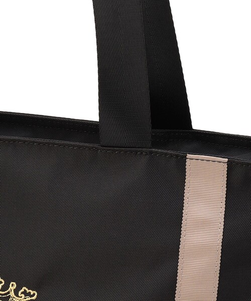 TOCCA(トッカ)の「RAINY WAY 2SET BAG レイントートバッグ(トートバッグ・レディース・ブラック系/ベージュ系/ベージュ系5・F)」の17枚目の写真